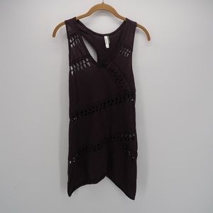 Mur Mur Asymmetrical Sleeveless V-Neck Tank Top